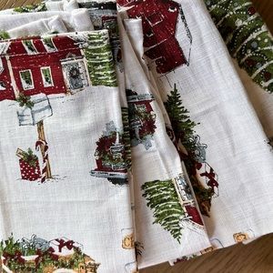 New napkins set of 4